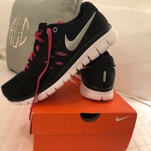 Women’s Nike Flex 2013 RN running shoes size 8.5